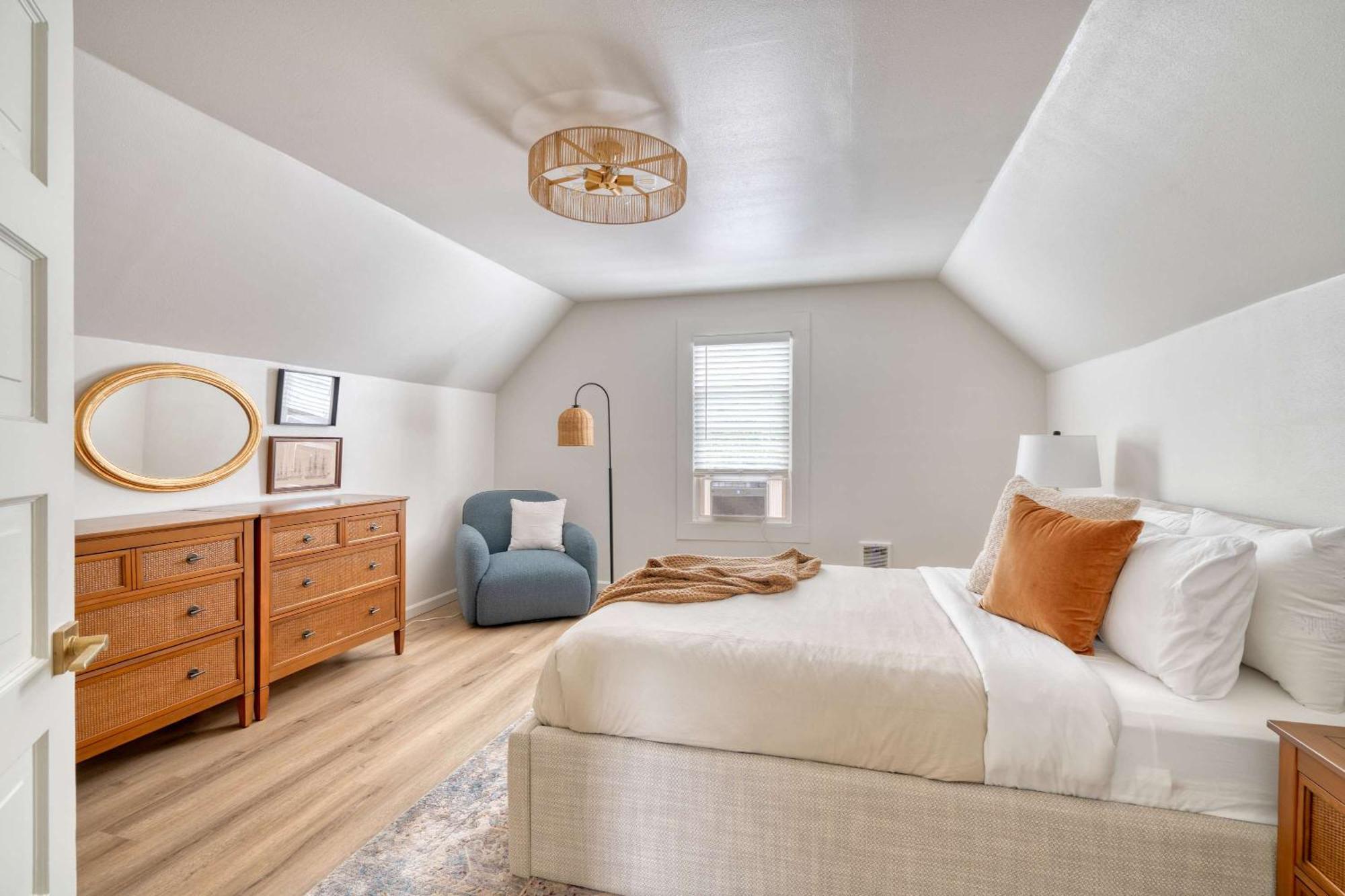 Cozy Getaway 1 Block From Mississippi Holiday home Portland