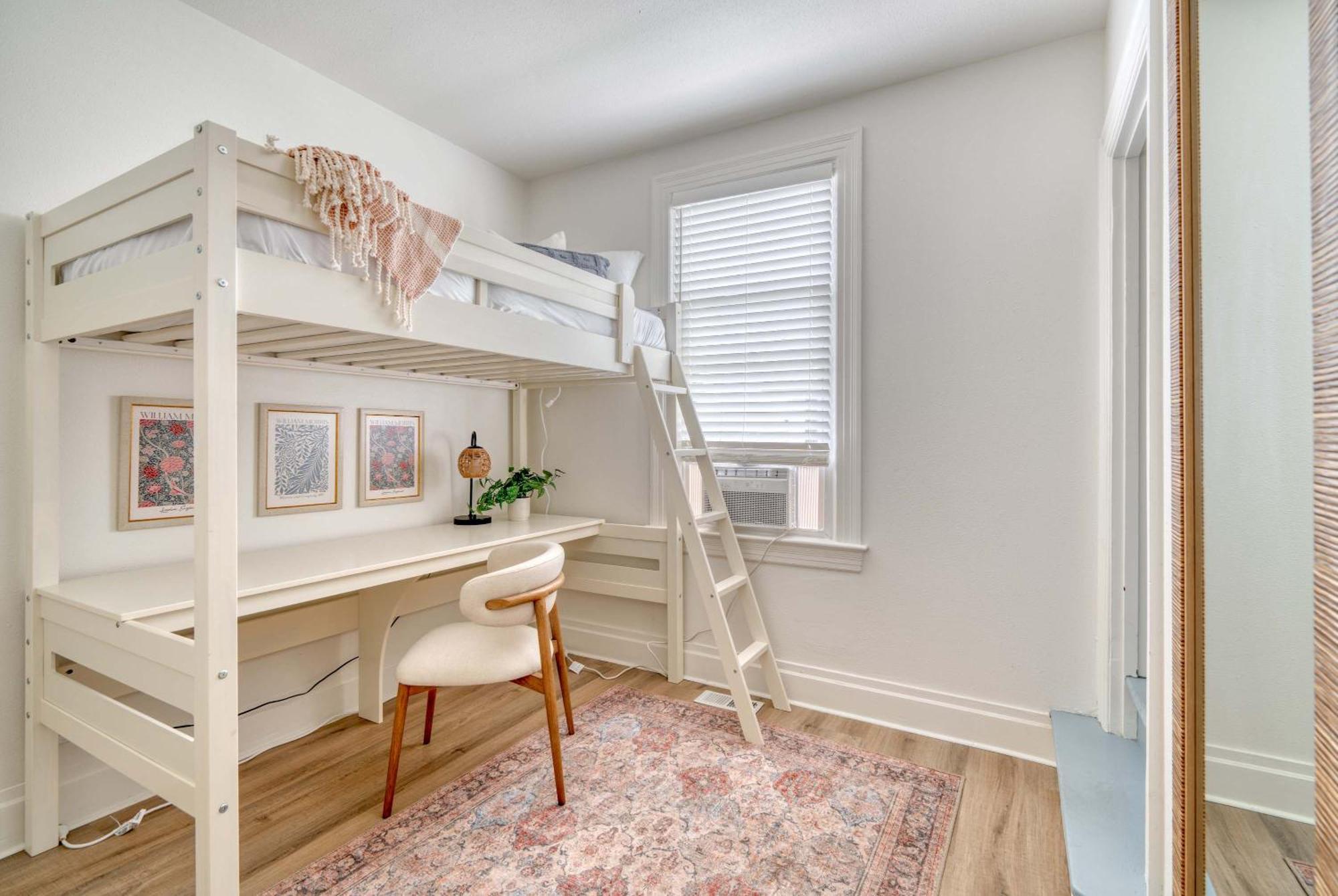 Holiday home Cozy Getaway 1 Block From Mississippi Portland