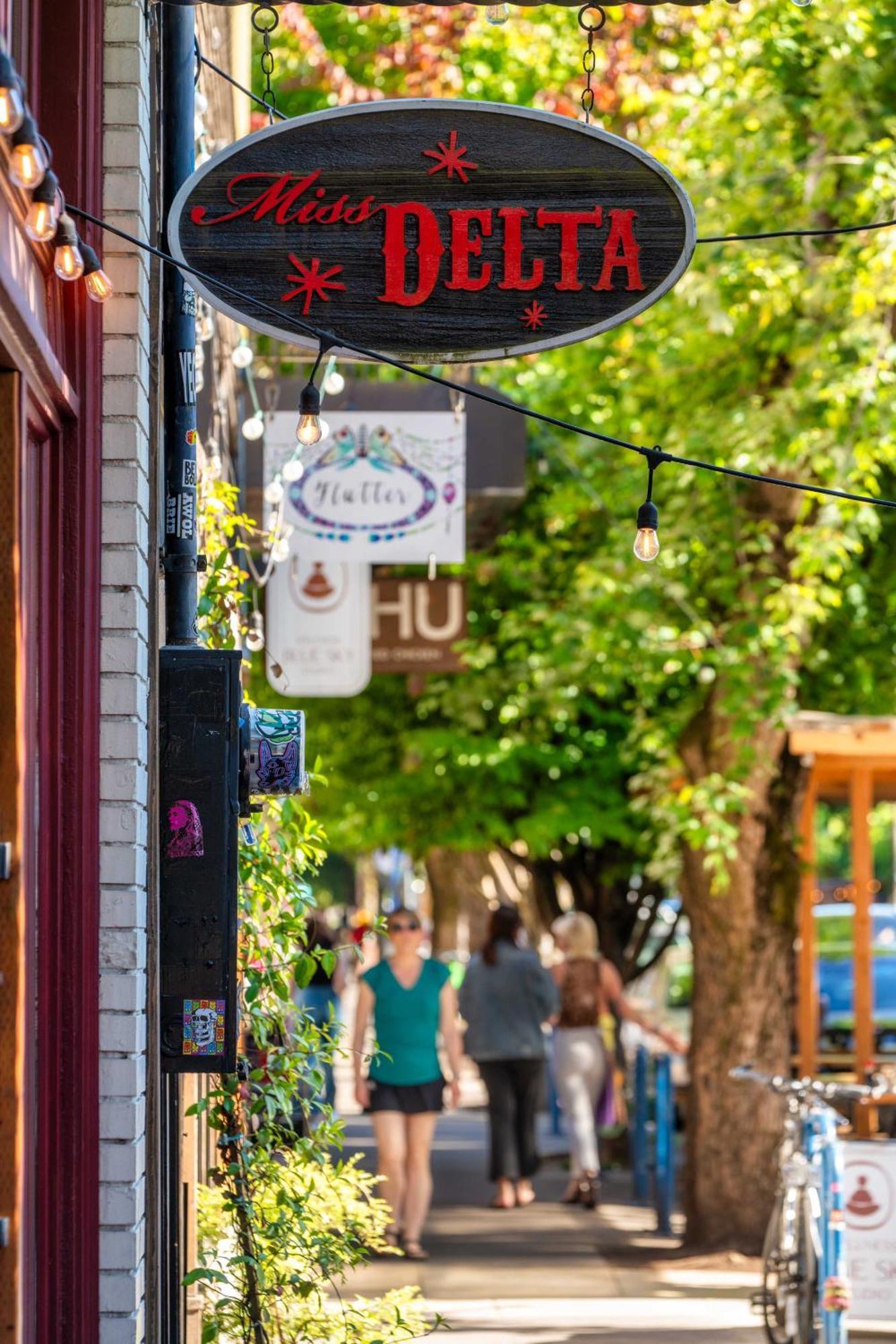 Cozy Getaway 1 Block From Mississippi *
